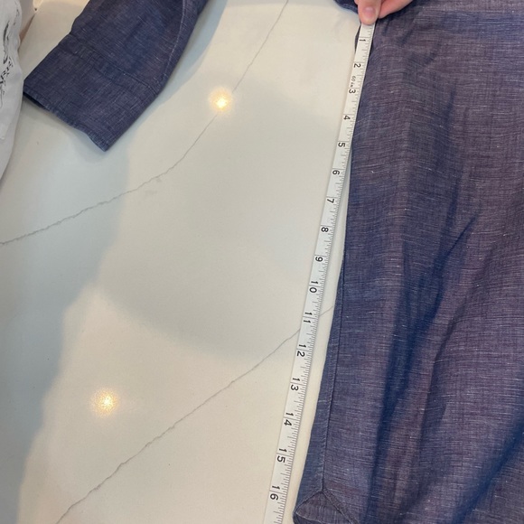 Culturata Button down Dress shirt - size medium Like New Condition - Picture 4 of 6